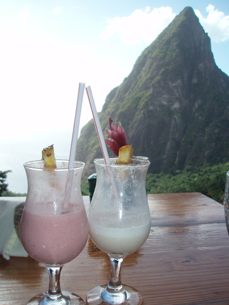 Walls no bar: Dining at Ladera, St. Lucia